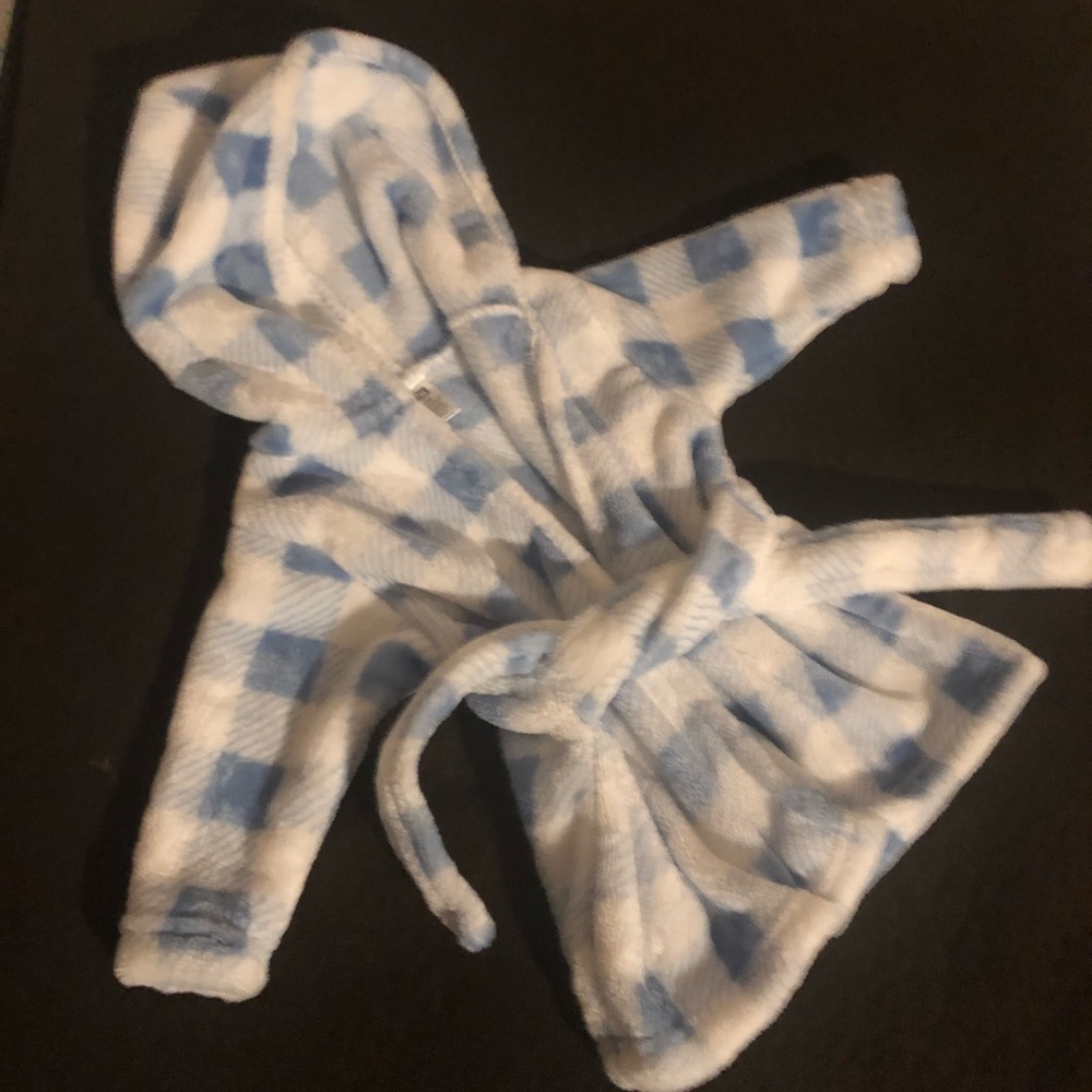 NWOT Hudson Baby sleep fleece robe